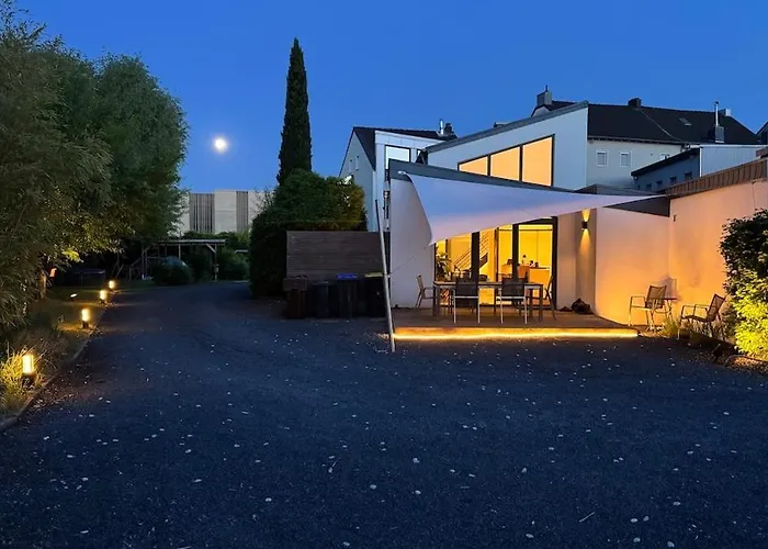 Exklusives Architektenhaus, Pool Und Privateinfahrt * Monchengladbach