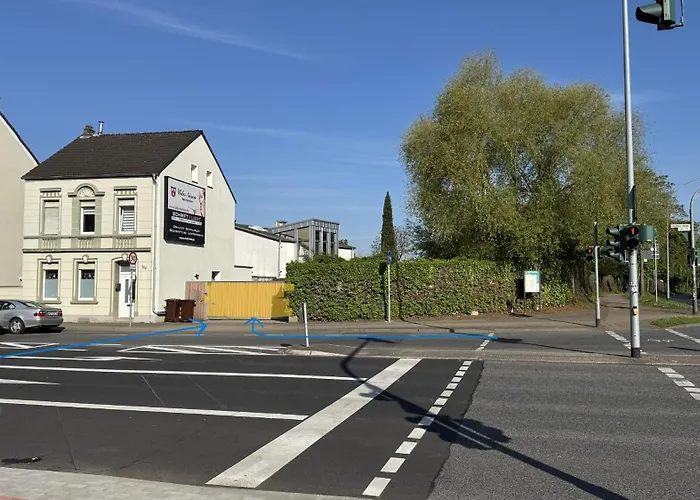 Exklusives Architektenhaus, Pool Und Privateinfahrt Villa